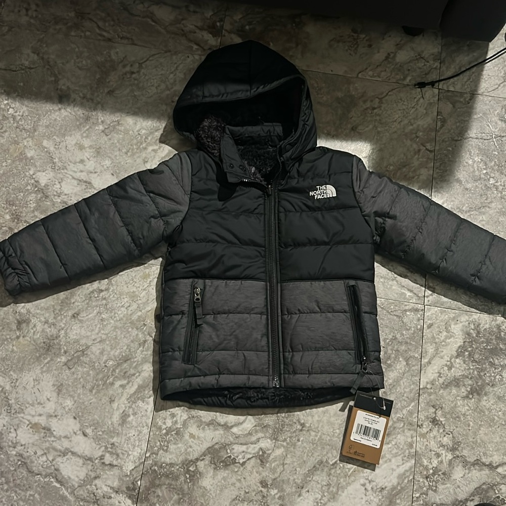 North face reversable puffer boy kids